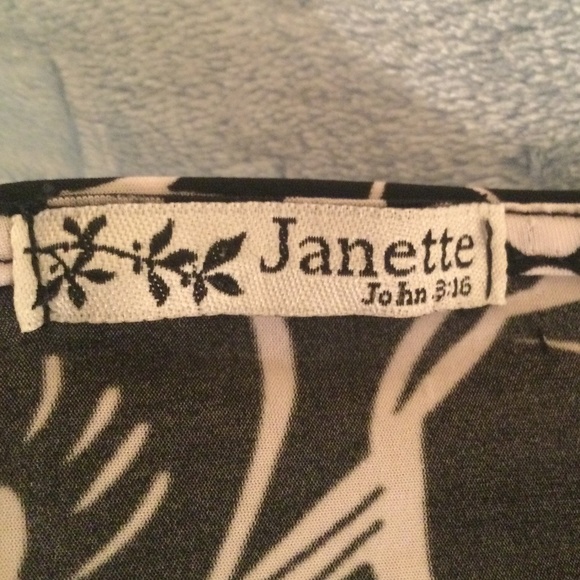 Black and White aFloral Dress by Janette - Picture 2 of 11
